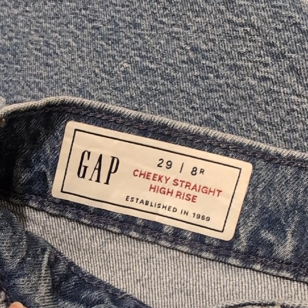 GAP Blue Denim High-Rise Jeans - Picture 1 of 3